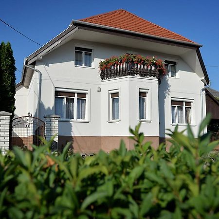 Hajdúhegy Vendégház Eger Esterno foto